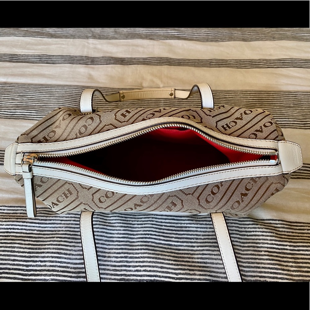 Authentic Coach Tote - Picture 3 of 6